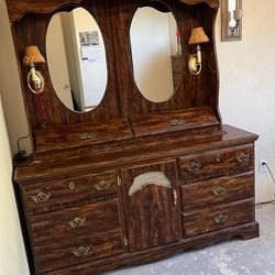 Brown Queen Bedroom Set
