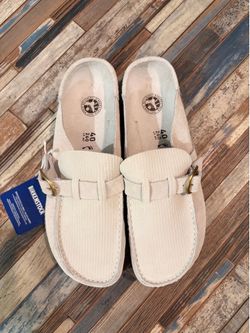 New Birkenstock Buckley Clogs Size 40