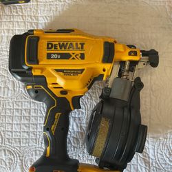 Dewalt Roofing Nailer 