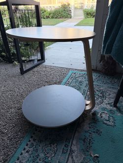 Circular rolling table