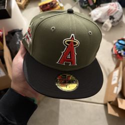 Angels 7 1/4