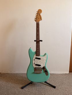 Fender Vintera 60s Mustang Seafoam Green Electric Guitar
