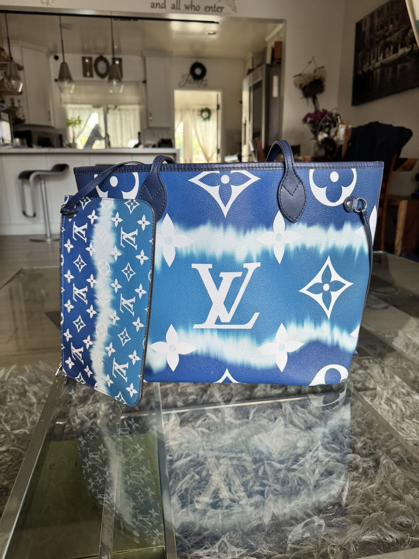 Louis Vuitton Mm Never full