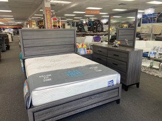 🇺🇸PRE LABOR DAY SALE🇺🇸Beautiful 5 Pc Modern Bedroom Sets Now Up To 60% Off Now Starting At $599 