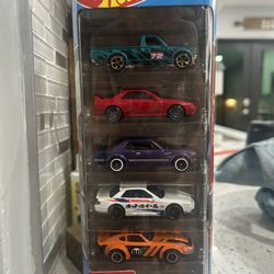 Hot Wheels Nissan 5 Pack