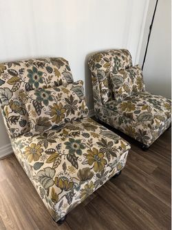 Set of Love Seats