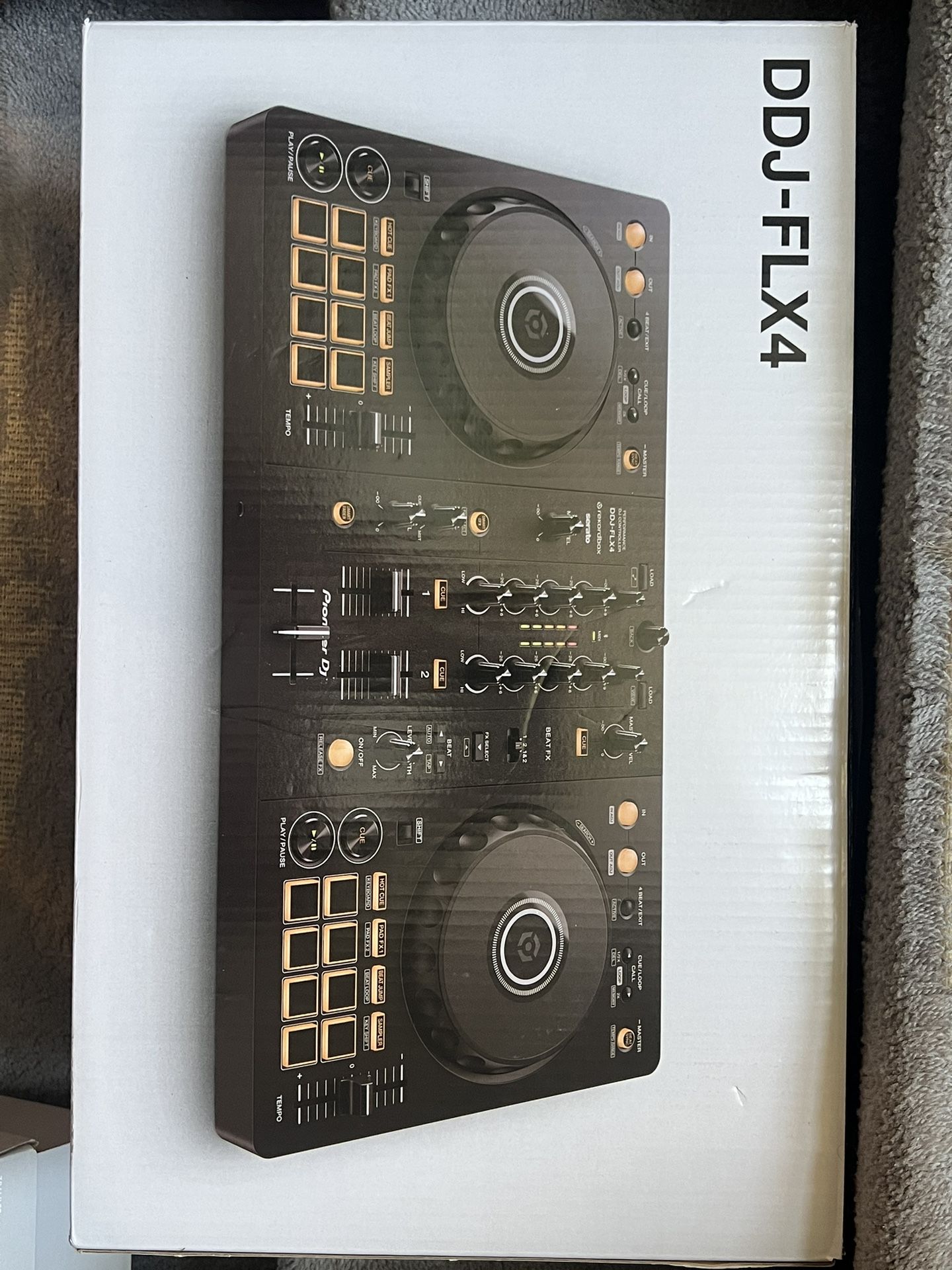 Top-Seller Pioneer DJ DDJ-FLX4 2-Channel DJ Controller Black
