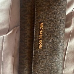 Michael Kors Signature Wallet