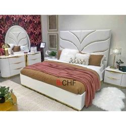 Modern Beautiful 3 Piece California King  / Eastern King Size Bedroom Set  ( Included Bed Frame + Nightstand + Nightstand )