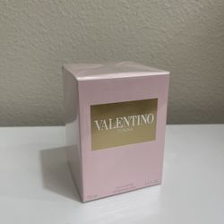 Valentino Donna Perfume 
