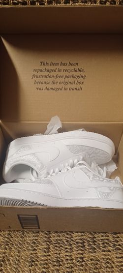 Nike Women Court White Lace Size 11 
