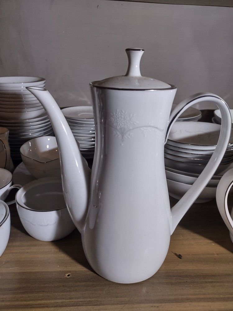 Noritake Whitebrook China Set