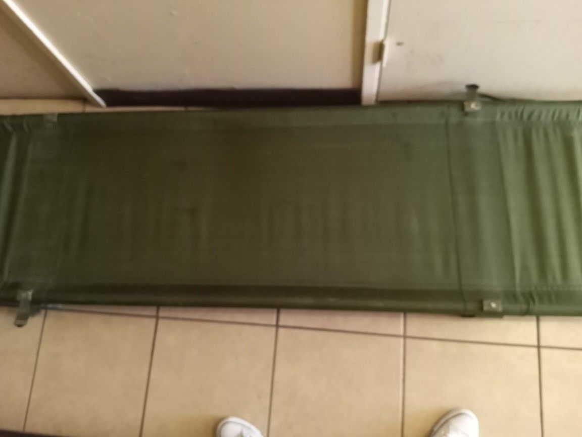 Authentic U.S. Military Medical Cot/Folding Cot WWII Vietnam ERA