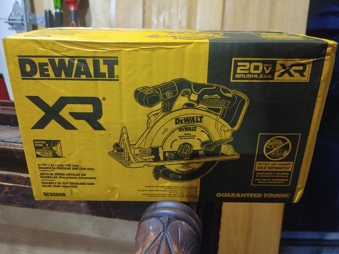 Dewalt Circular Saw