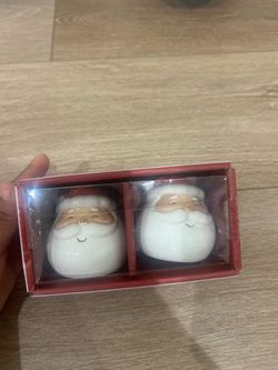 Santa Christmas salt pepper shakers $15 OBO