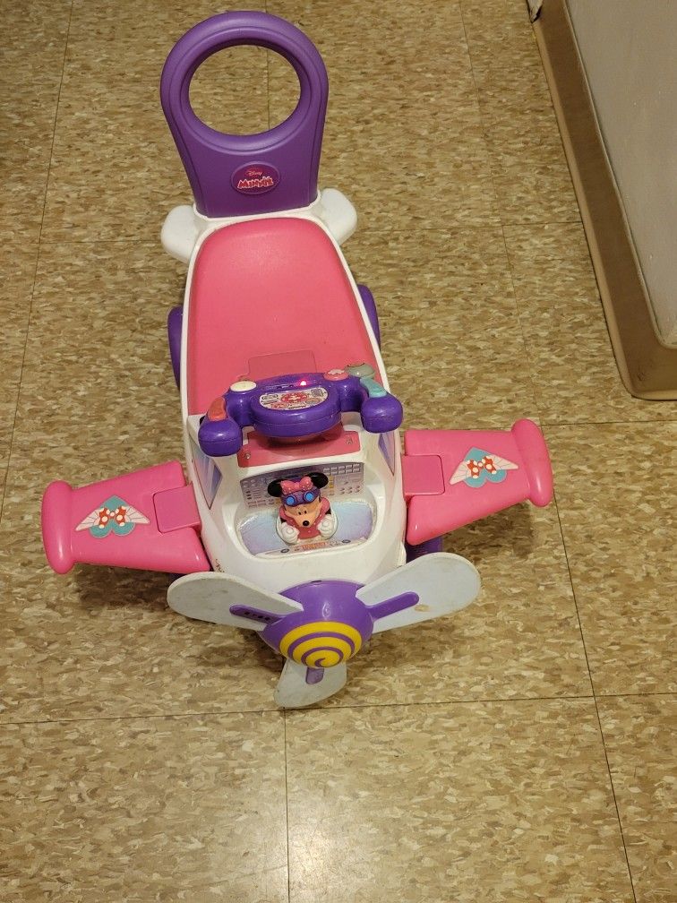 Minnie Airplane Ride