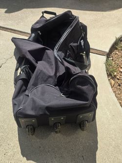 Carring bag with 3 wheels