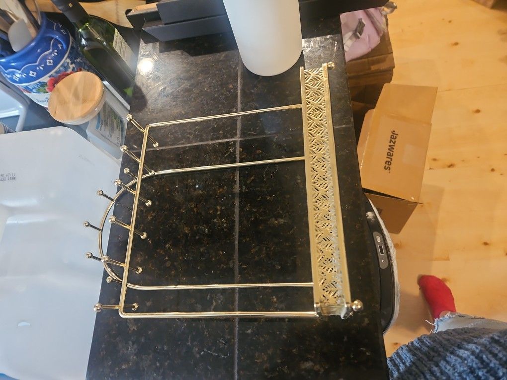 Necklace Holder