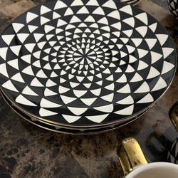 Thyme & Table Dish Set For 4