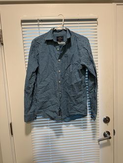 American eagle Men small light blue plaid Buttondown long sleeve