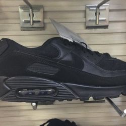 Nike Air Max All Black Size 8.5