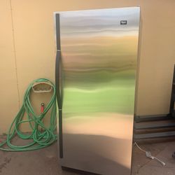 Whirlpool One Door Stand Up Stainless Steal Refrigerator