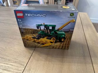 Lego John Deere Harvester 42168