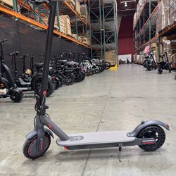 Electric scooter