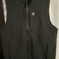 ariat vest 