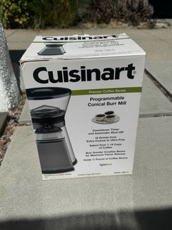 Cuisinart Programmable Conical Burr Mill Coffee Bean Grinder 18 Grinds (Silver Lake)