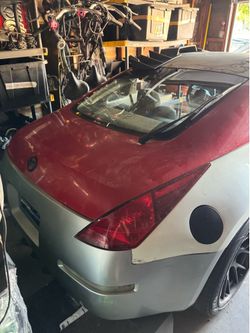 Nissan 350z rolling shell