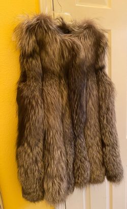 Brand new Real Fur west sleeveless size SM
