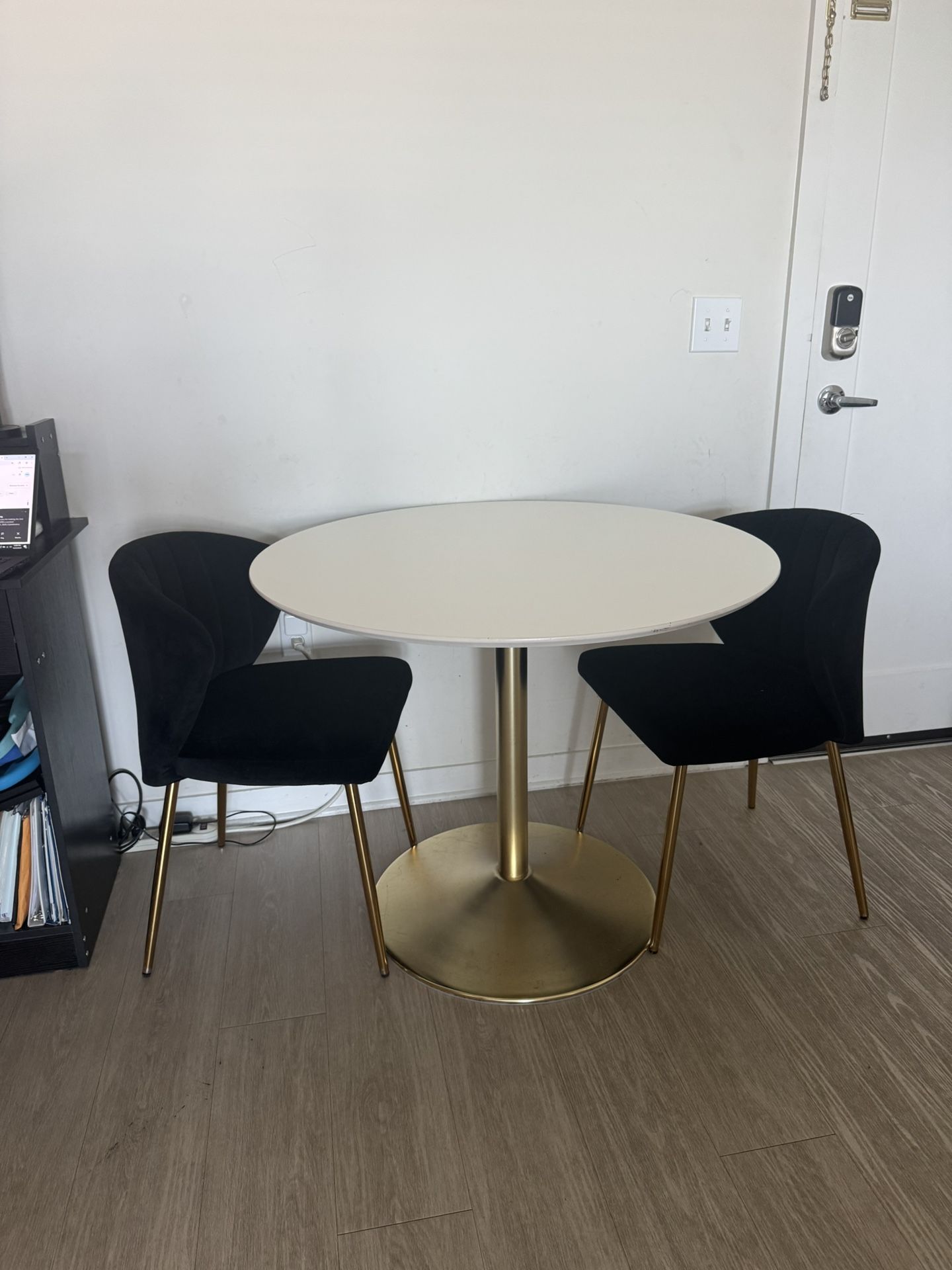 Small Dining Table And Chairs