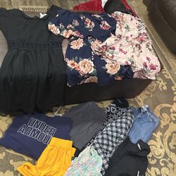 Juniors Sz Small Lot Of Clothes 