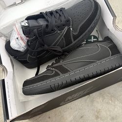 Size 7 Travis Scott
