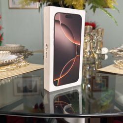 iPhone 16 Pro Max 256 Gbs - Desert Titanium 