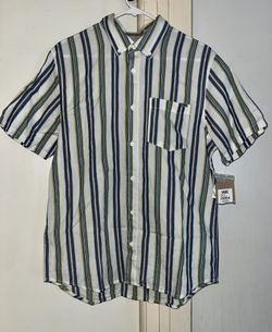 Vans short sleeve collar button up shirt - medium new w/ tags