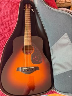 Yamaha JR2 3/4 Scale Folk Guitar Tobacco Sunburst with original case