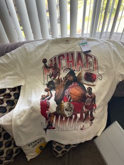 Michael Jordan Flight Essentials Oversized T-Shirt
