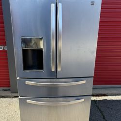 $550 – Kenmore Stainless Steel French Door Refrigerator (Ice & Water)
