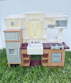 BIG Step2 Play Kitchen for Sale