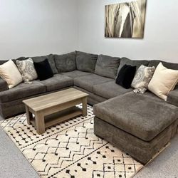 Sectional Couch 