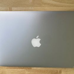 MacBook Air 13” 2017 - $175