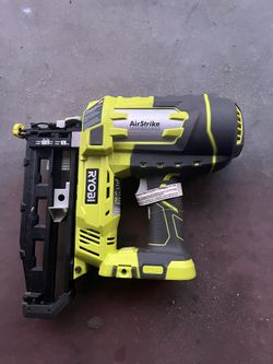 NEW RYOBI 18VOLT AIRSTRIKE 16-GAUGE 3/4" to 2-1/2" CORDLESS STRAIGHT NAILER P325
