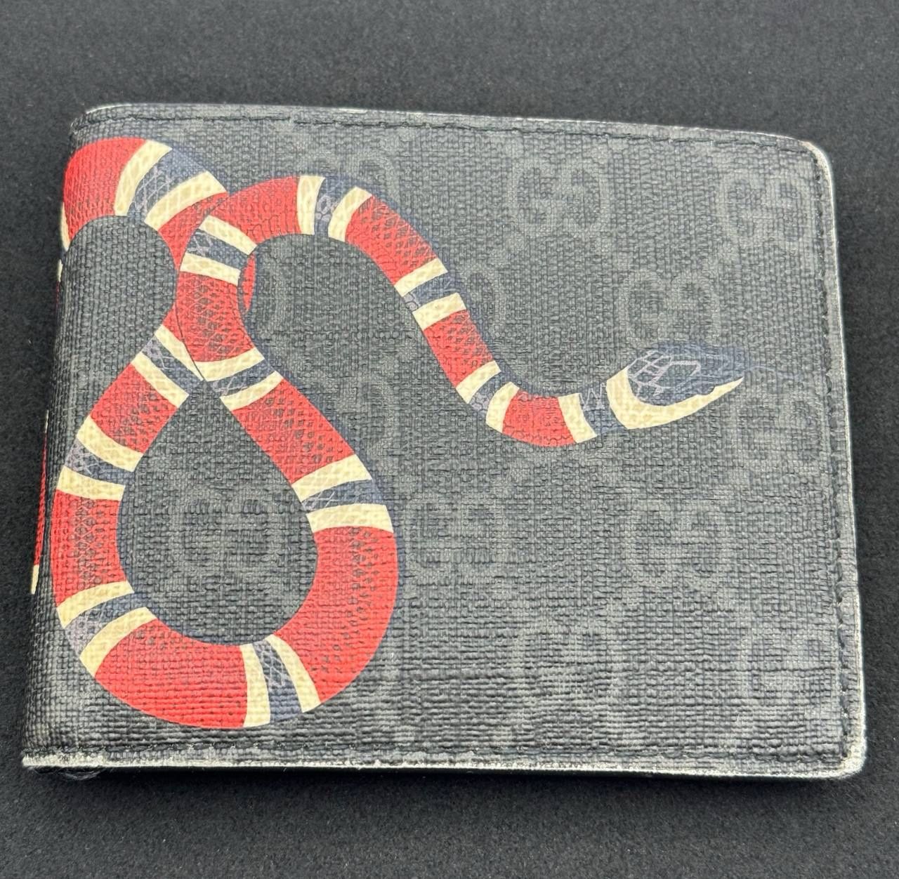Gucci GG Supreme Black Kingsnake Print Large Wallet Used