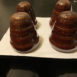  Vintage  Brown Marcrest Daisy Dot Stoneware Salt, And Pepper Shakers