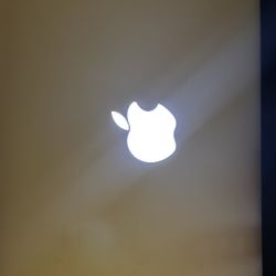 MacBook Air Monterey