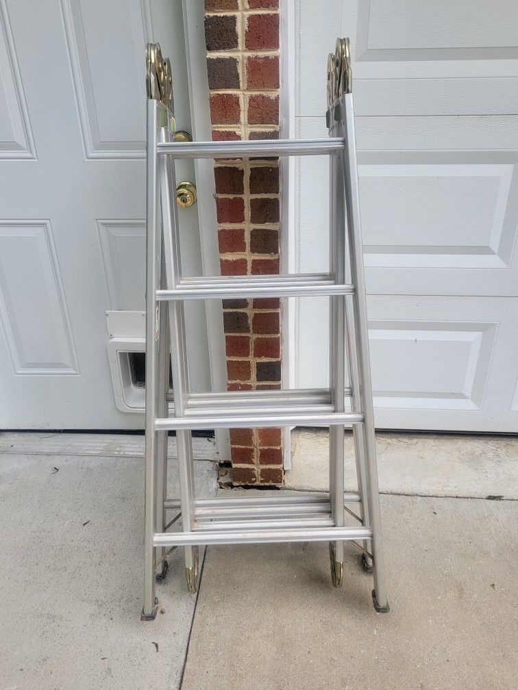 16 Ft Folded Ladder
