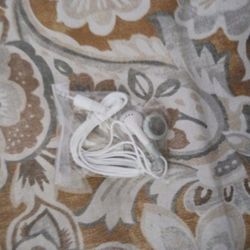 10 MP3 Headphones/Earbuds iPod iPhone, etc Compatible 