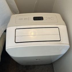 LG Portable Air Conditioner